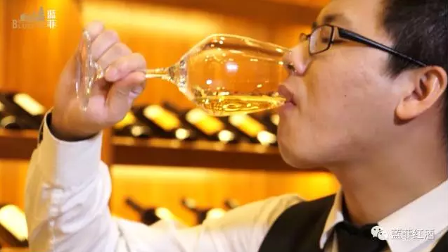 6個(gè)步驟，資深品酒師教你如何來品葡萄酒
