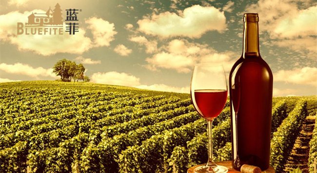 澳洲葡萄酒產業(yè)價值450億澳元，中國為澳洲最大海外市場。